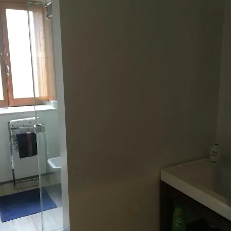 Squids House בית אירוח