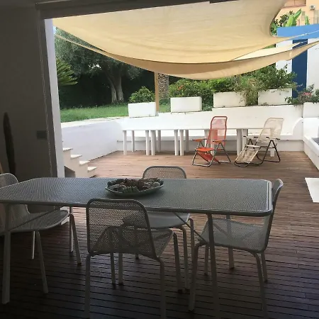 Homestay Squids House *